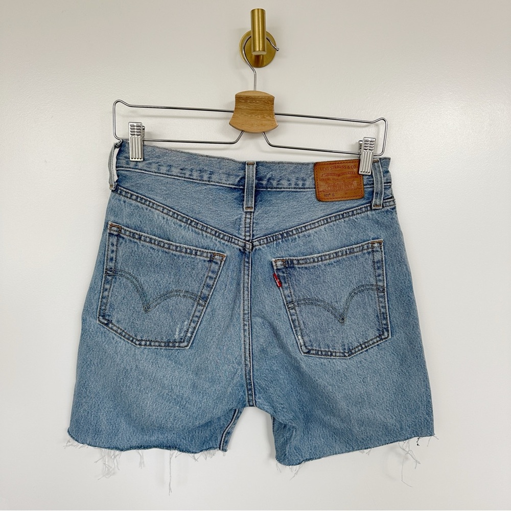 Levi’s • 501 Distressed Cut Off Denim Shorts - Picture 4 of 10